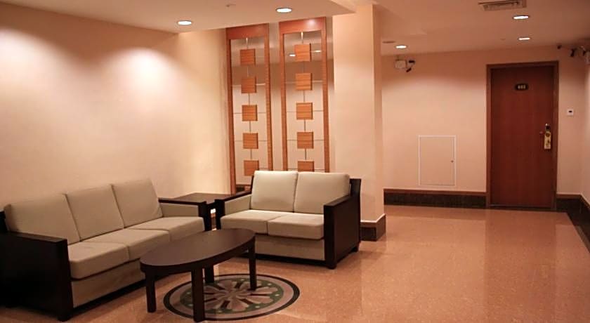 Xinhua Hotel