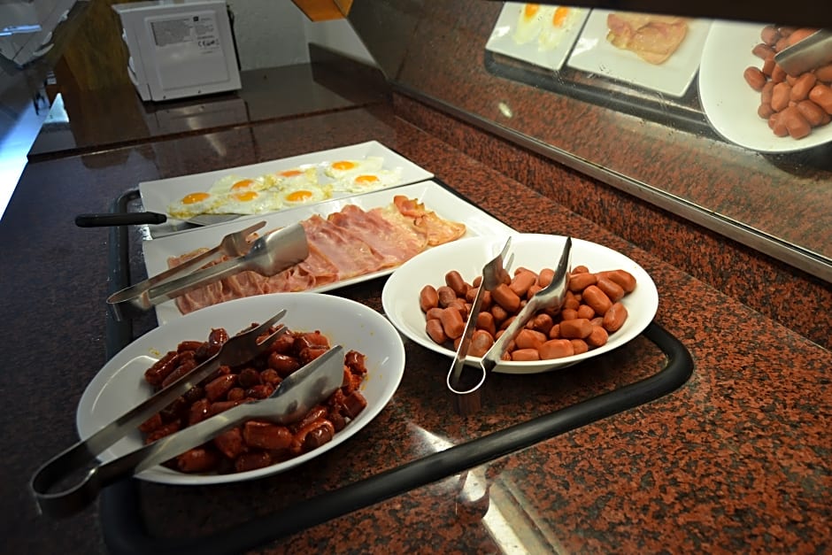 La Figuerola Hotel & Restaurant