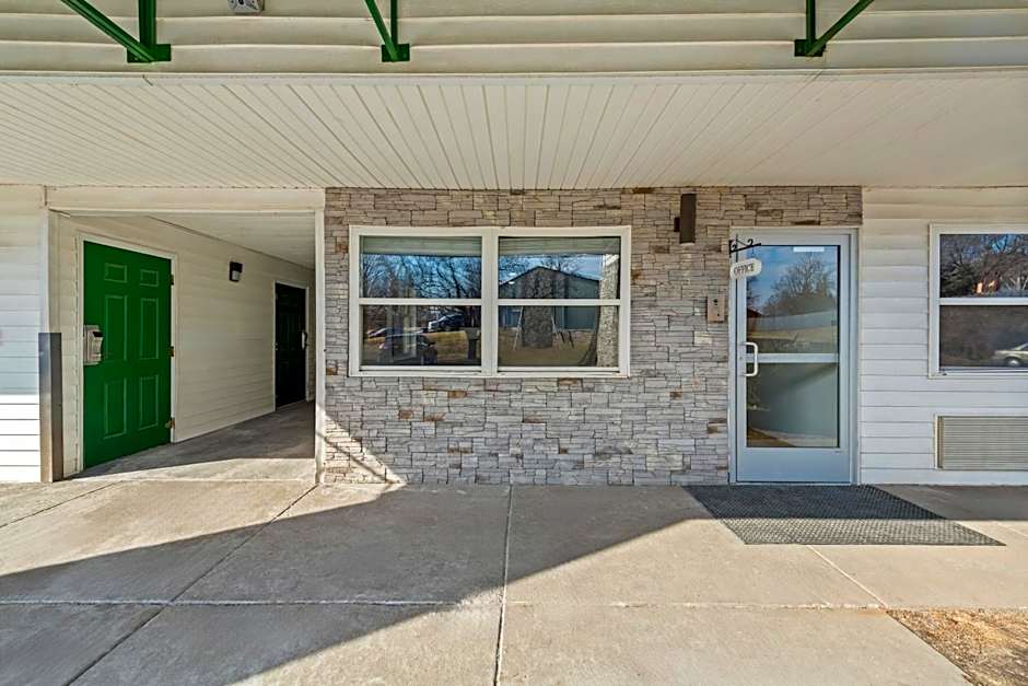 Birch Hill Suites Kansas City - Independence