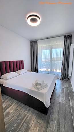 Superior Apartment with Lateral Sea View Type 2