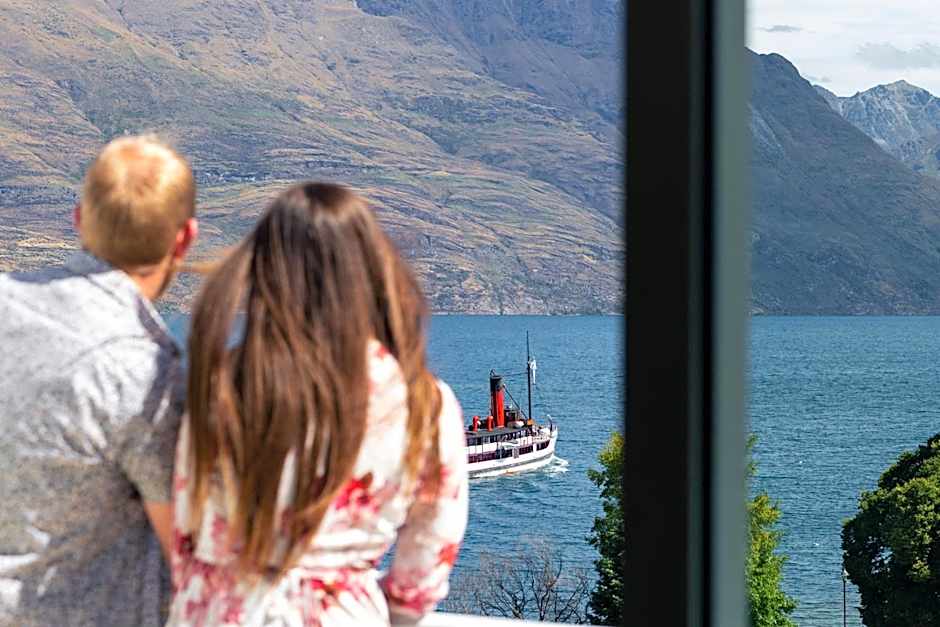 Crowne Plaza Queenstown By IHG