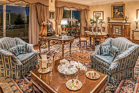 Napoleon Suite