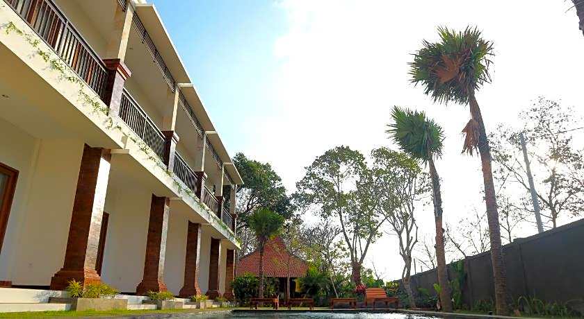 seno guesthouse and cafe