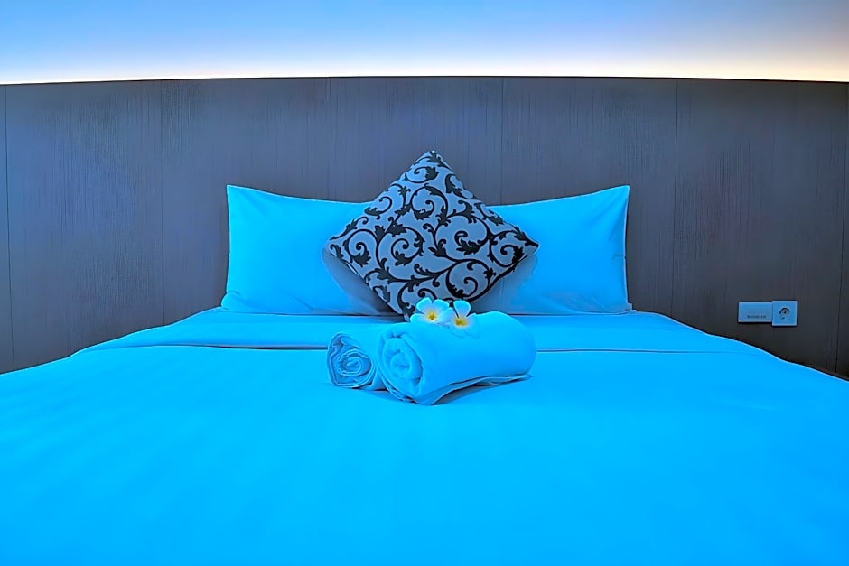 Candiland Apartment by Sinergi