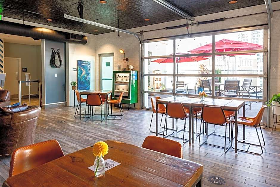 Hilton Garden Inn Asheville Downtown