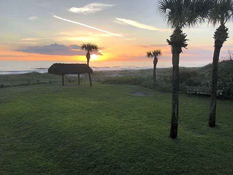 South Beach Inn - Cocoa Beach