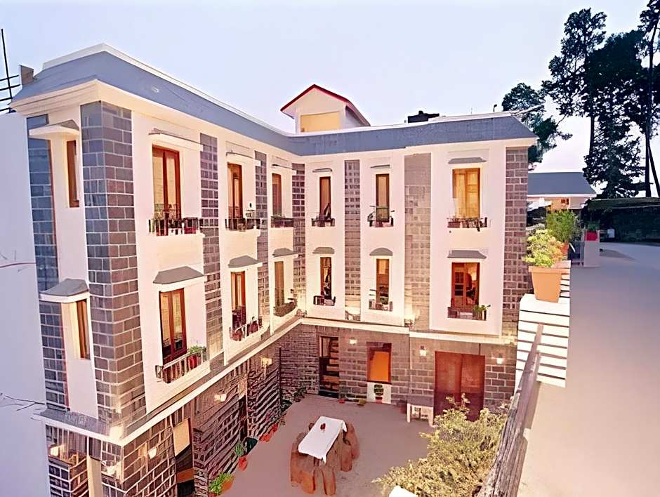 Sun N Snow Inn Kausani by Leisure Hotels