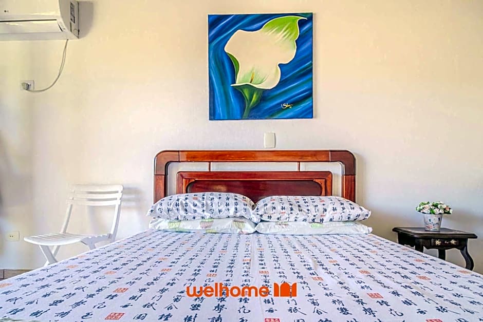 Casa em Ubatuba com área gourmet e acesso a rio