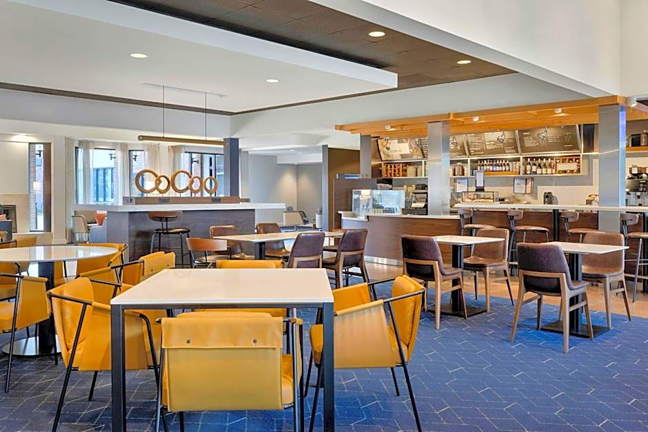 Courtyard by Marriott Boston Norwood/Canton