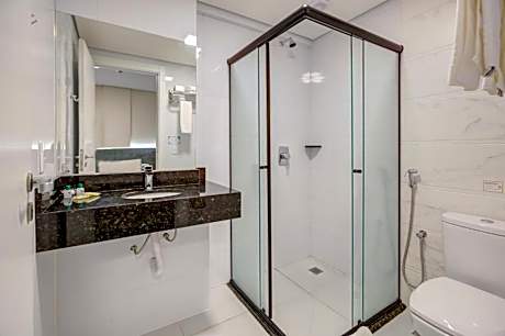 DOUBLE BED STANDARD 1 ADULT