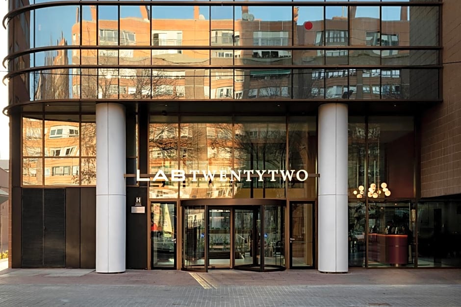 Labtwentytwo Barcelona, a Tribute Portfolio Hotel by Marriott