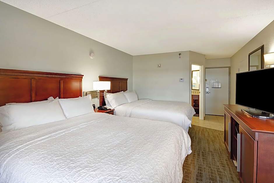 Hampton Inn By Hilton Detroit/Madison Heights/South Troy