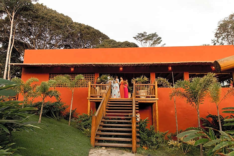 Boate, Beach Tennis & bangalôs STAFF Completo