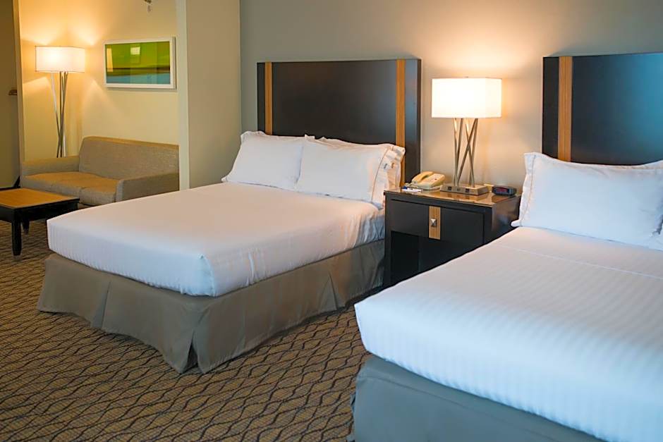 Holiday Inn Express Hotel & Suites Chanhassen By IHG