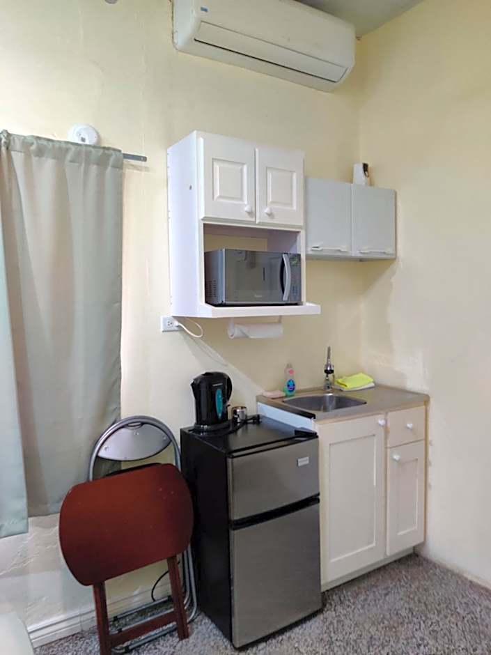 Woodbrook on the Avenue