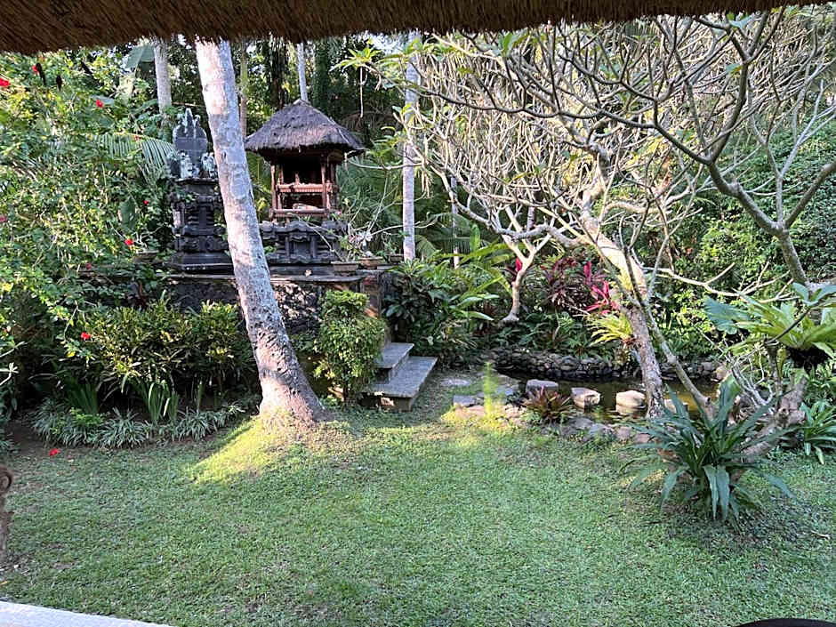 Rumah Kelapa Villa Alami