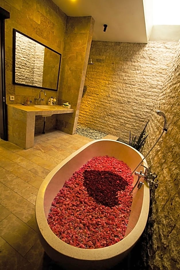 Ubud Lestari Villa