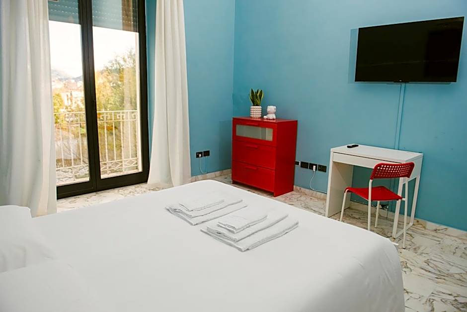 Photo 1 of 42 of 2 Double Beds