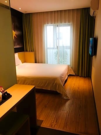 Mainland Chinese Citizens - IU Comfort Double Room