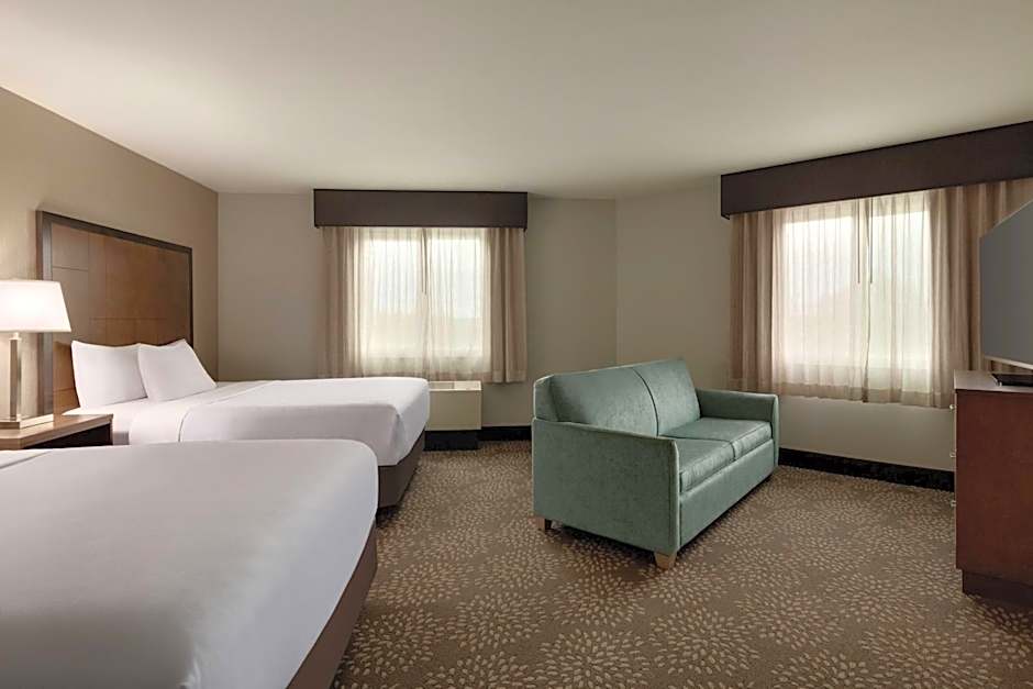 La Quinta Inn & Suites by Wyndham Fairbanks Airport