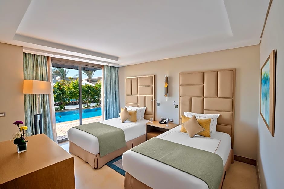 Rixos Premium Magawish Suites and Villas