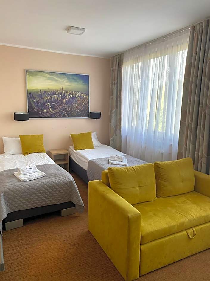 Carina Hotel