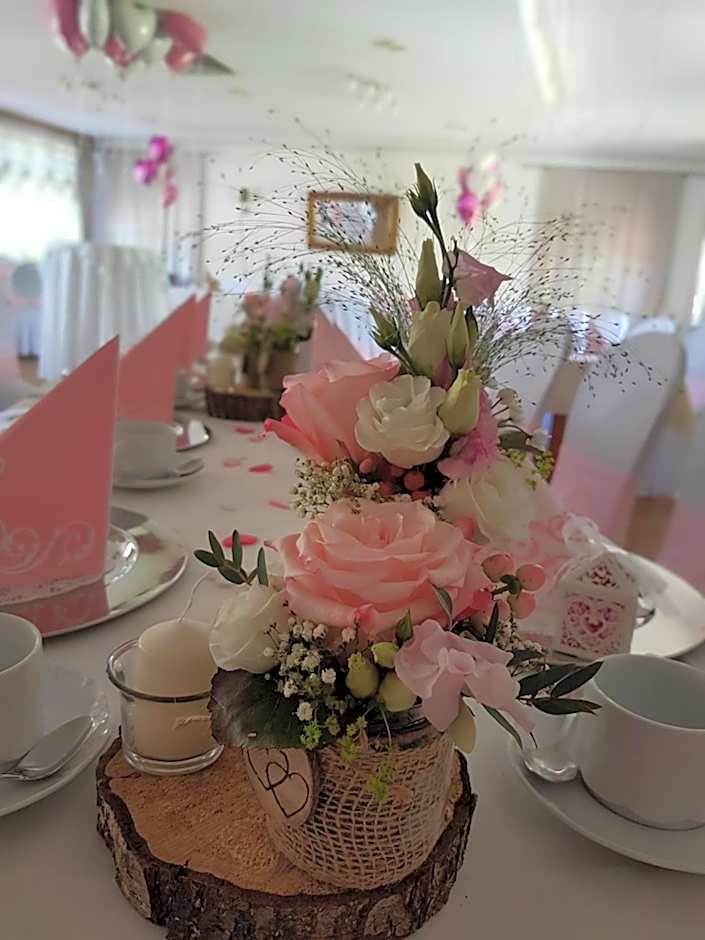 Schollers Restaurant & Hotel