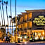 Pacific Terrace Hotel