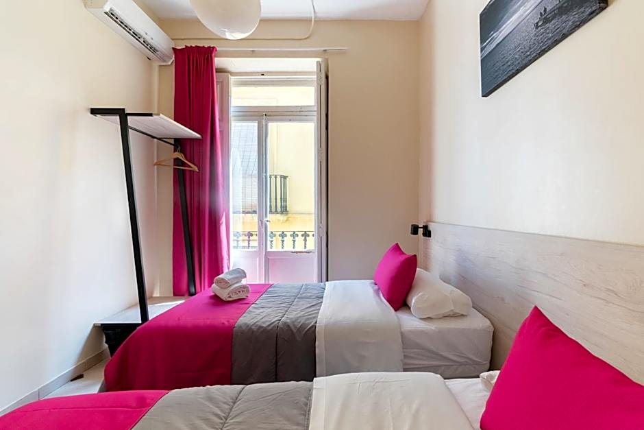 Photo 1 of 8 of Standard Twin Room with Shared Bathroom