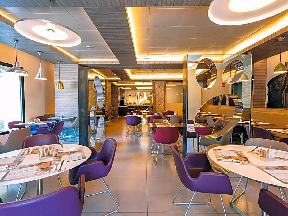 Mercure Roma Centro Colosseo Hotel