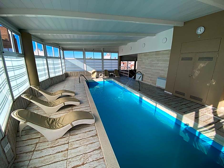 Howard Johnson Hotel Rosario