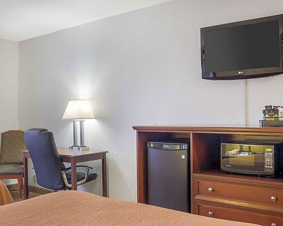 Quality Inn Oacoma - Chamberlain