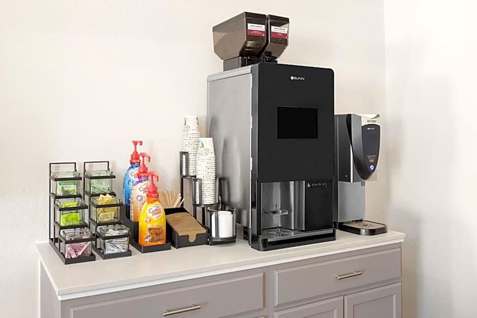 Garner Hotel Phoenix - Surprise By IHG