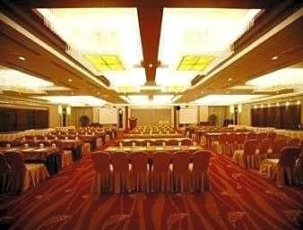 Ramada Plaza by Wyndham Yangzhou Casa – Yangzhou, VA