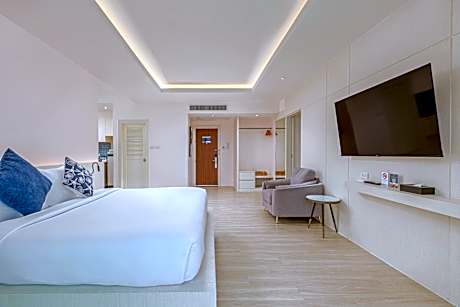 Suite 4 Pax with Balcony