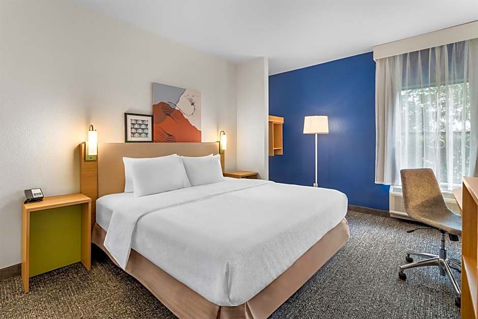 Spark by Hilton Dayton Fairborn