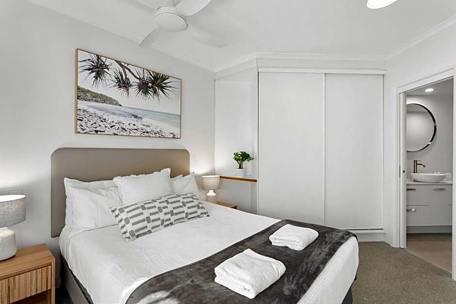 Noosa Tropicana