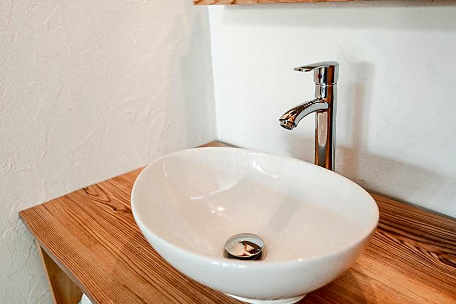 Hakuba Pension & Log Hotel Meteor