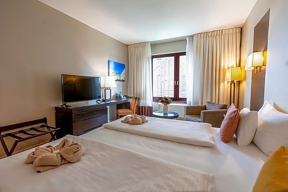 Lion'S Garden Hotel