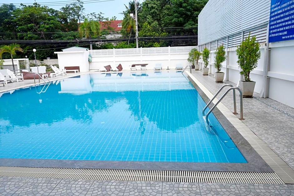 Puangpen Villa Hotel