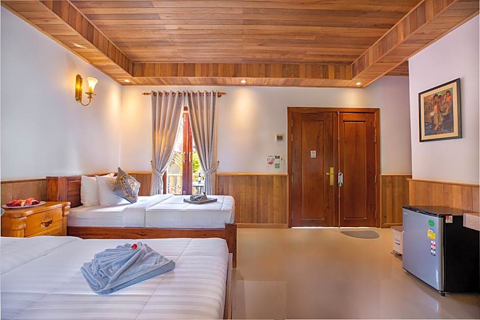 KNN Luxury Hill
