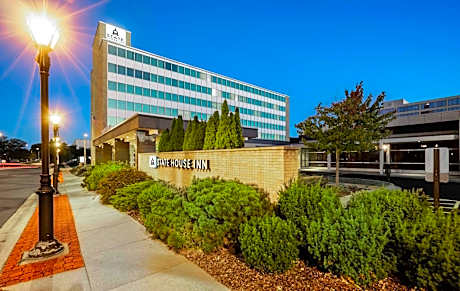 State House Inn, Trademark Collection by Wyndham