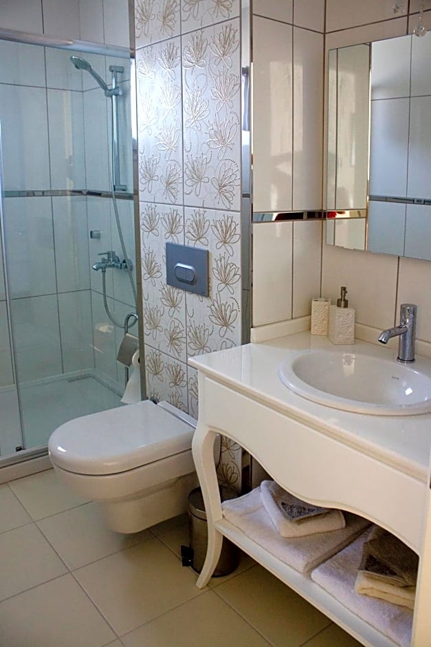 Lara Ilica Hotel