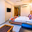 FabHotel Jansi Deluxe - Nr. Gandhipuram Bus stand