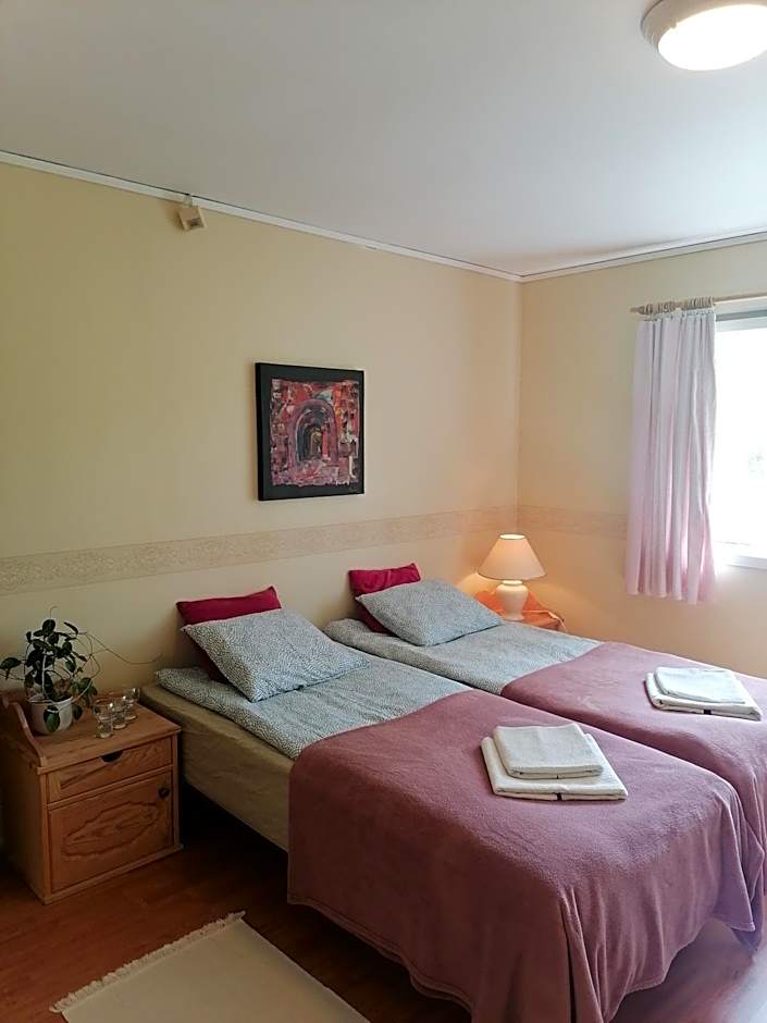 Vatnestrøm kro og Motell