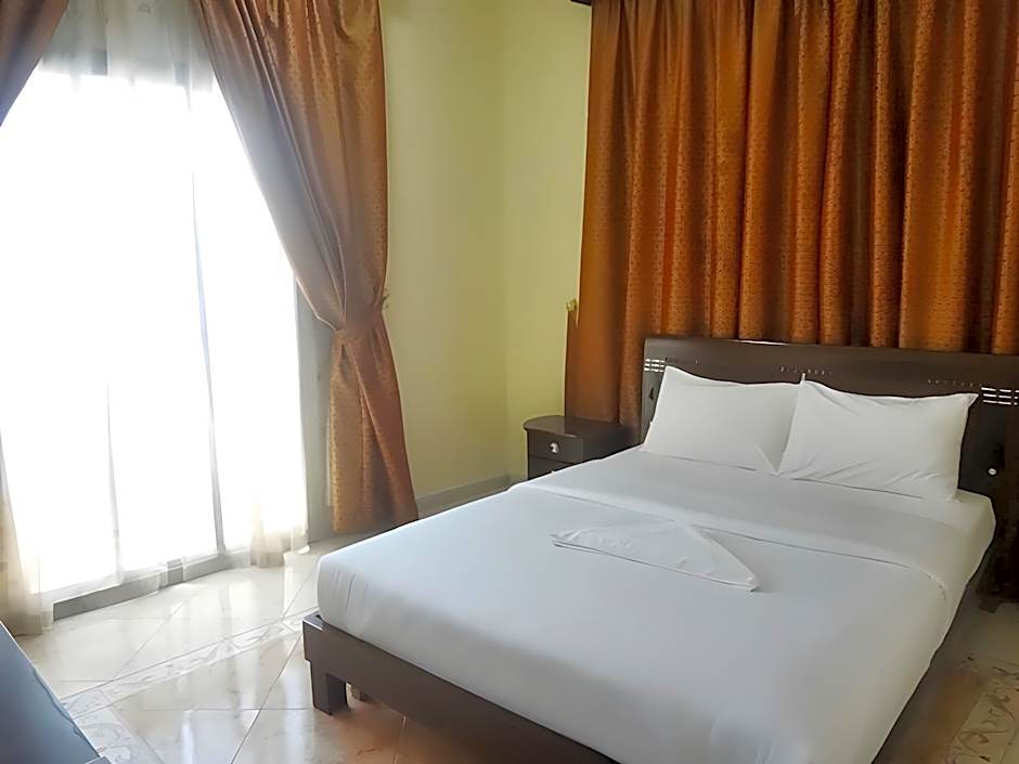 Safari Hotel Apartments