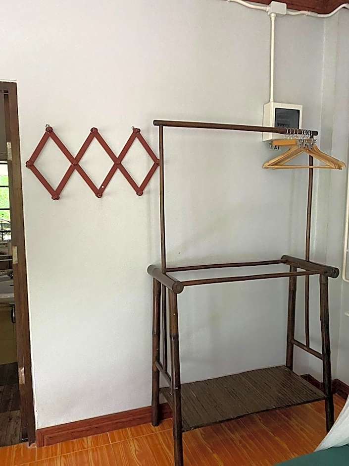 Khao Sok River & Jungle Bungalow