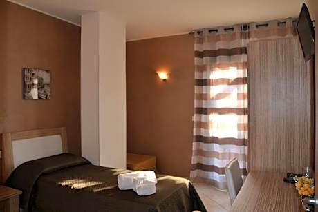 Single Room with Private Bathroom