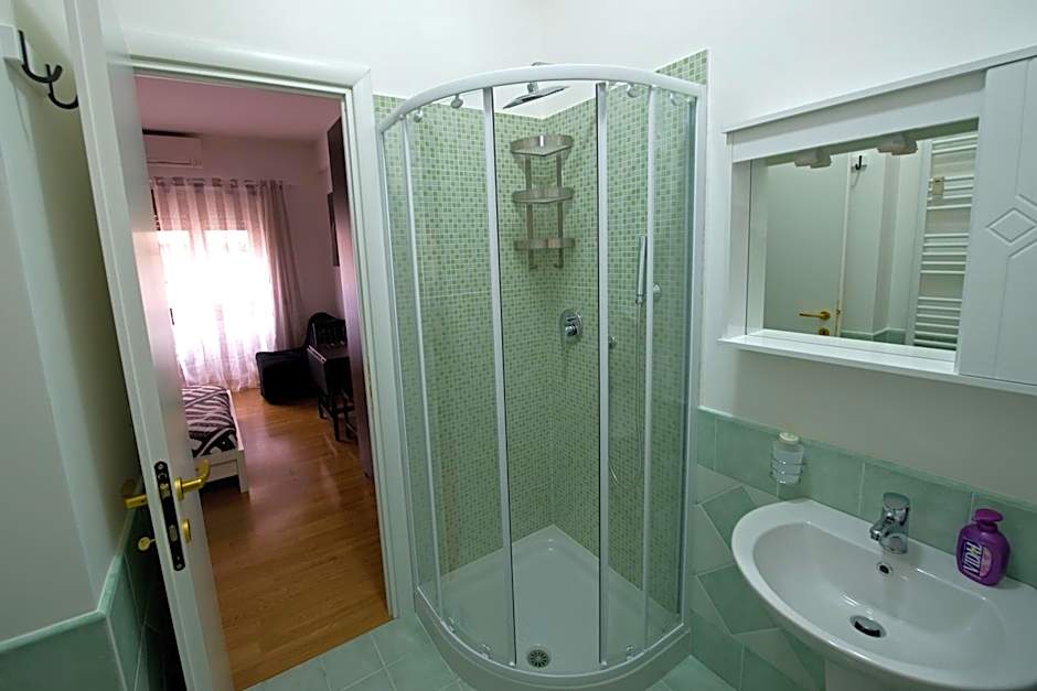 The Photos Room B&B