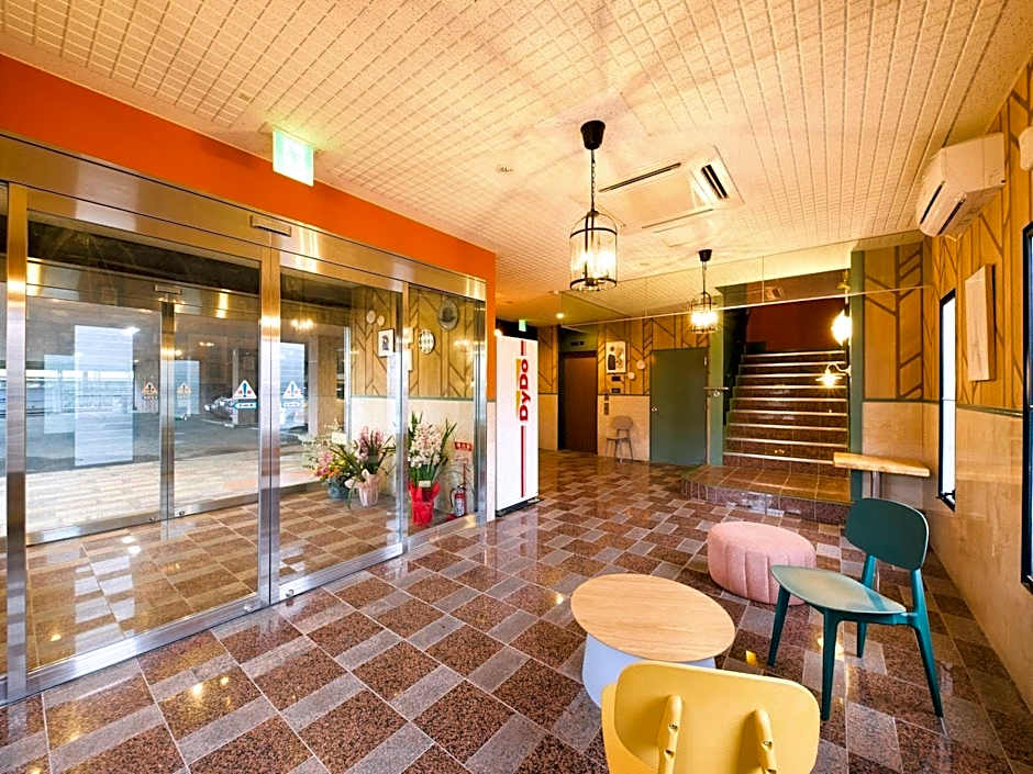 HOTEL VILLAGE